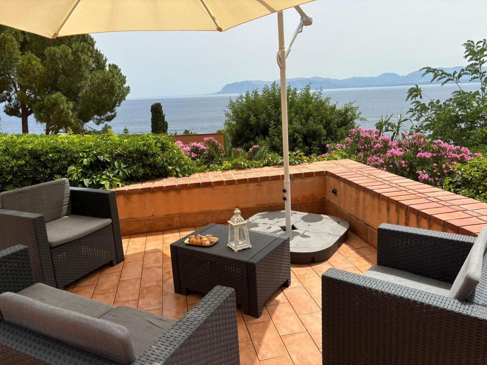 Villa Hibiscus Scopello スコペッロ エクステリア 写真